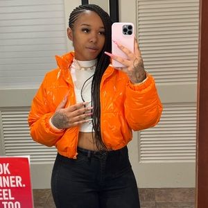 Meet your Posher, Teandra